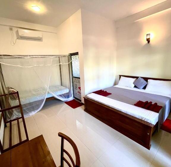 Семейный Номер, Shan Star Weligama