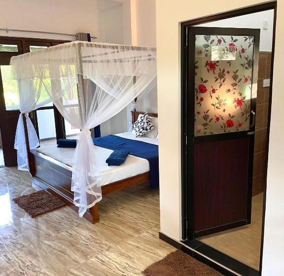 Номер Стандарт Вид на Бассейн, Shan Star Weligama