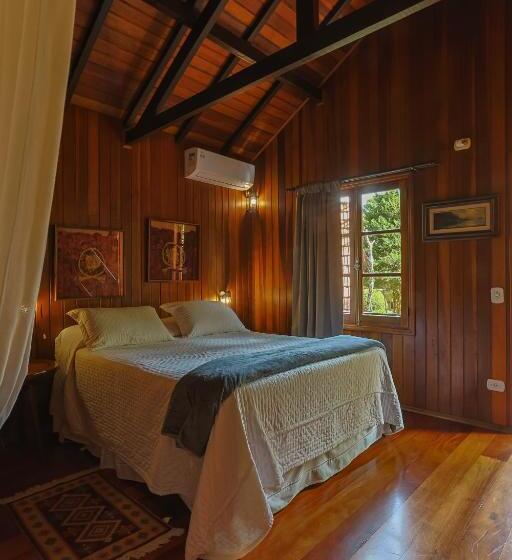 غرفة ديلوكس, Pousada Cantos E Contos