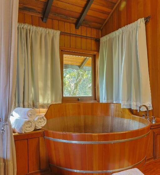 غرفة ديلوكس, Pousada Cantos E Contos