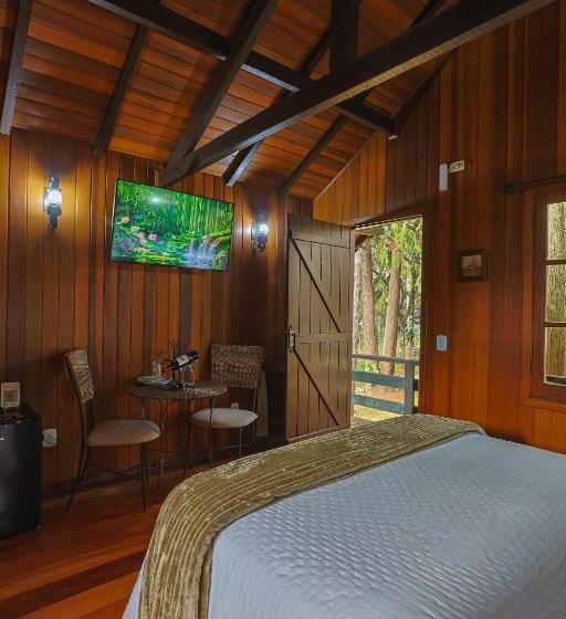 غرفة ديلوكس, Pousada Cantos E Contos