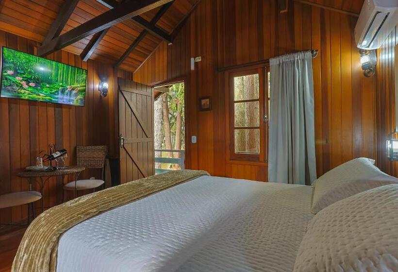 غرفة ديلوكس, Pousada Cantos E Contos