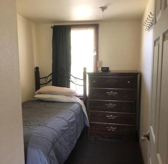 غرفة عائلية, Uncle Nicolai S Inn B&b