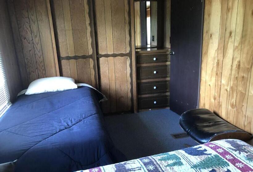 Семейный Номер, Uncle Nicolai S Inn B&b