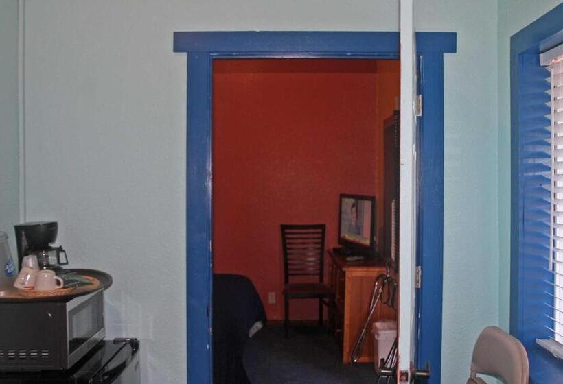 غرفة سوبيريور سرير كينج, Uncle Nicolai S Inn B&b