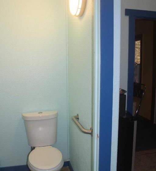 غرفة سوبيريور سرير كينج, Uncle Nicolai S Inn B&b