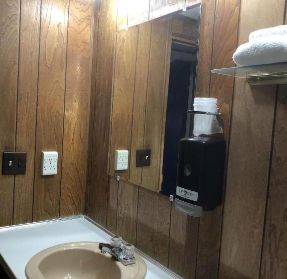 غرفة عائلية, Uncle Nicolai S Inn B&b