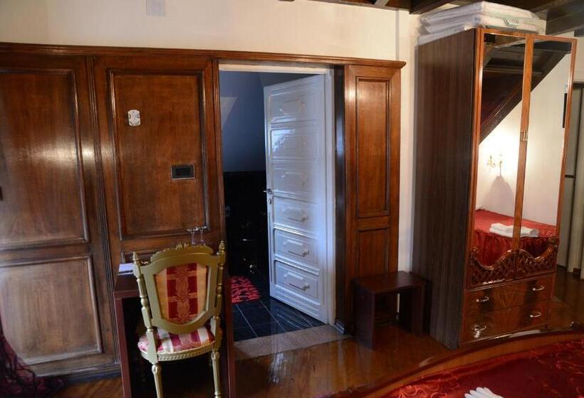 اتاق لوکس, Apartmani Vivaldi Niš