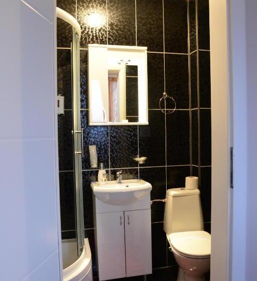 اتاق استاندارد سه نفره, Apartmani Vivaldi Niš