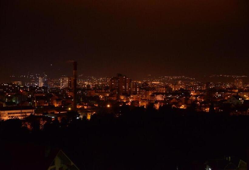 اتاق استاندارد سه نفره, Apartmani Vivaldi Niš