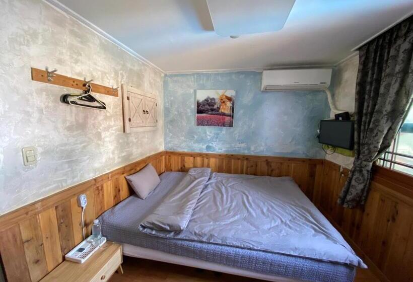 Номер Стандарт Индивидуальный, Gudeok Guesthouse