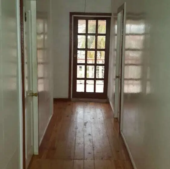 اتاق استاندارد با بالکن, Julian Guest House