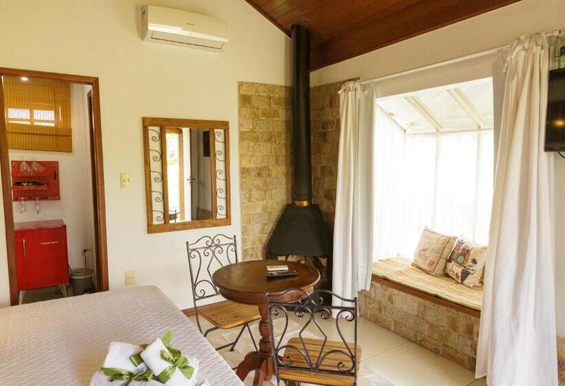 בקתת חדר, Pousada Das Bromélias