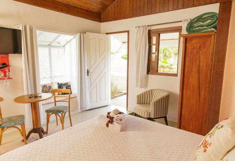 בקתת חדר, Pousada Das Bromélias