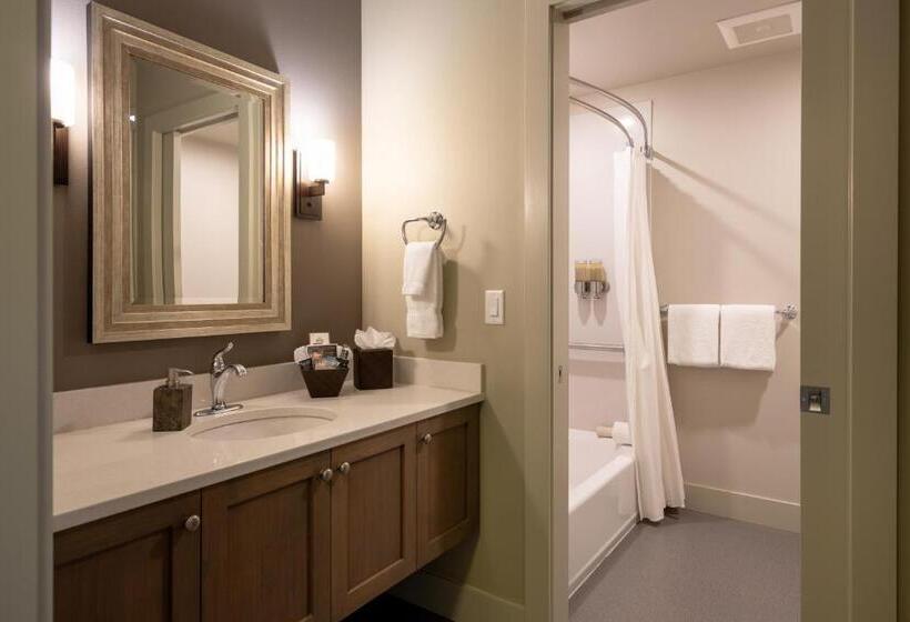 带大床的豪华间, Inn At Lynden