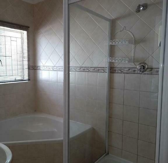 חדר סטנדרט לשלושה, Gastehuis 17