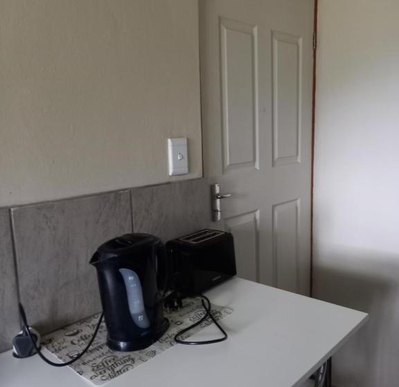 Quarto Familiar, Gastehuis 17