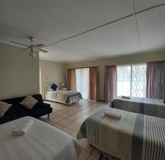 Quarto Familiar, Gastehuis 17