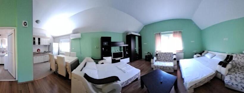 اتاق خانوادگی, Guest House Zoran