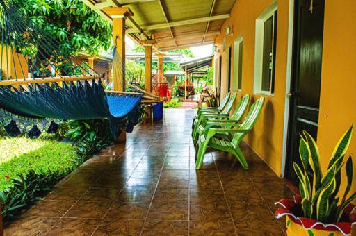 Номер Стандарт Трехместный, Hostal Nathaly