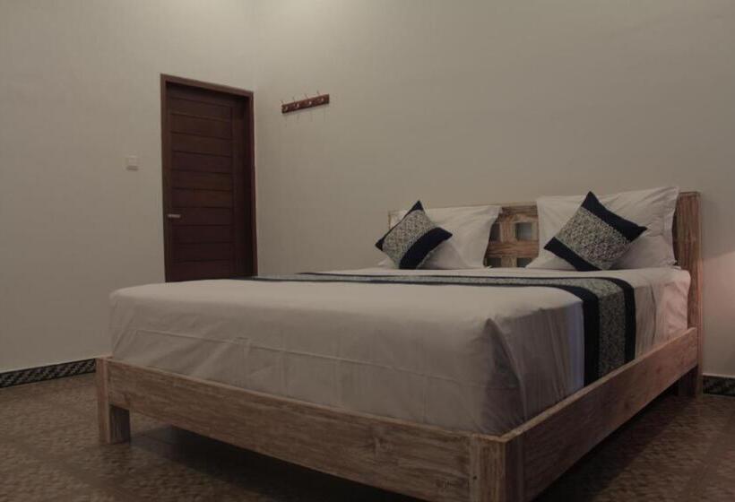 חדר סופריור נוף לגינה, Nyoman Guesthouse Canggu