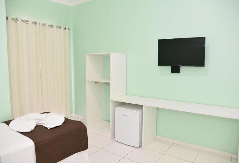 StandaardKamer, Pousada Pé De Arruda