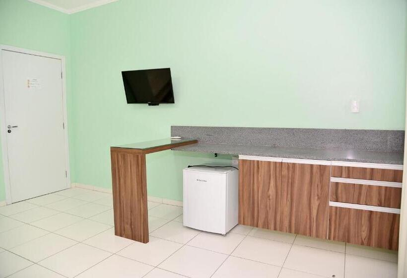 StandaardKamer, Pousada Pé De Arruda