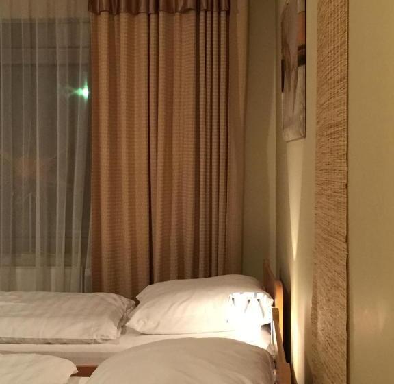 اتاق استاندارد سه نفره, Vila Kristina