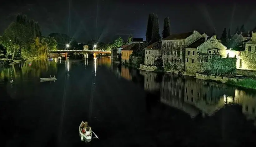 استودیو استاندارد با بالکن, Castello
