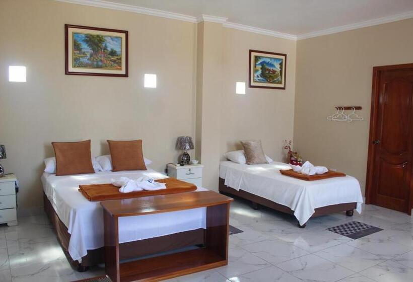 Номер Стандарт Трехместный, Hostal Romy