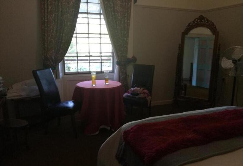 스탠다드 룸 킹사이즈 침대, House On Plein