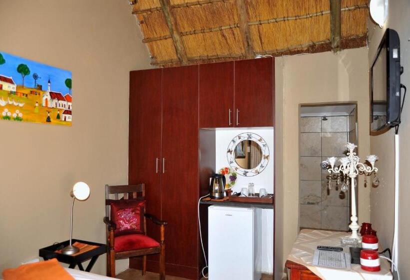 Standard Yhden Hengen Huone, Palmwag Tzaneen
