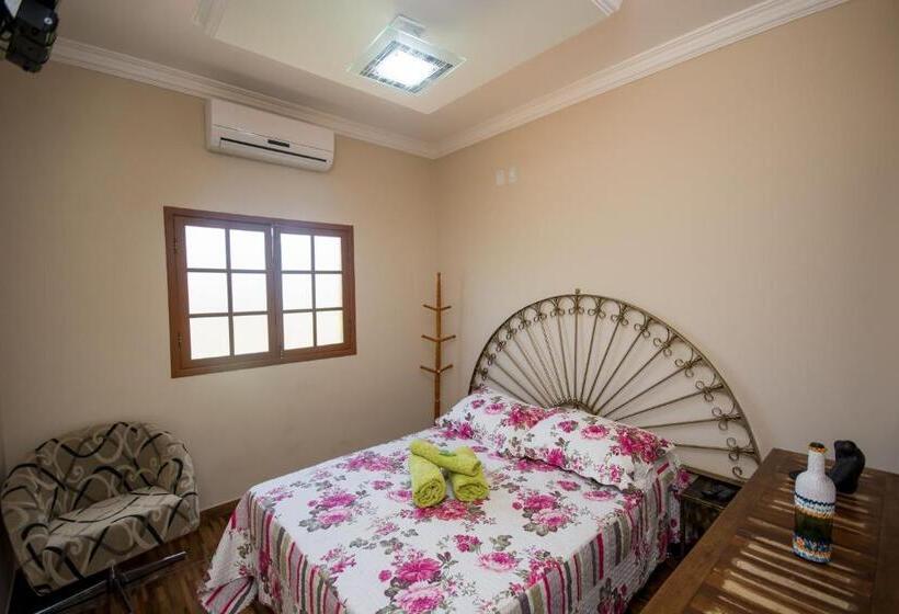 带按摩浴盆的套房, Pousada Luar Do Sertão