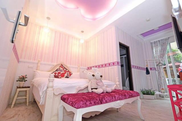 اتاق استاندارد, Qing Noise Villas