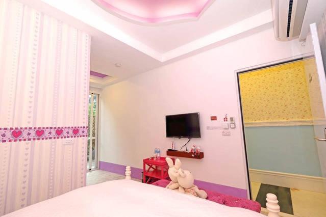 اتاق استاندارد, Qing Noise Villas