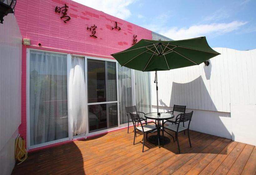 اتاق استاندارد با تراس, Qing Noise Villas