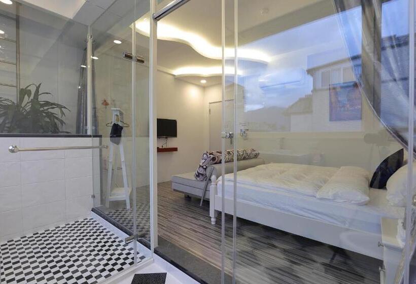 اتاق کلاسیک, Qing Noise Villas