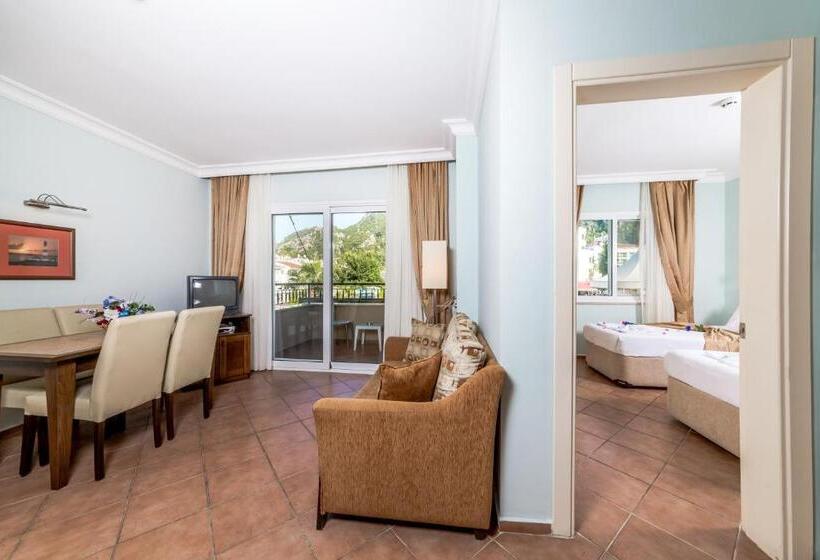 Апартаменты 1 Спальня, Lighthouse Apartments