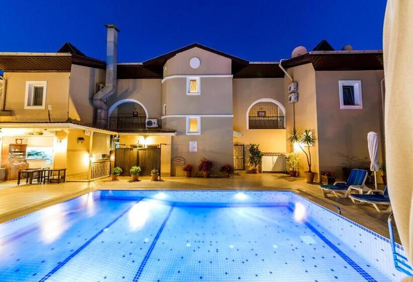 Апартаменты 1 Спальня, Lighthouse Apartments