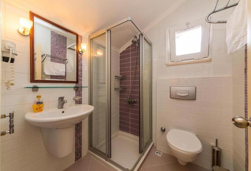 Апартаменты 1 Спальня, Lighthouse Apartments