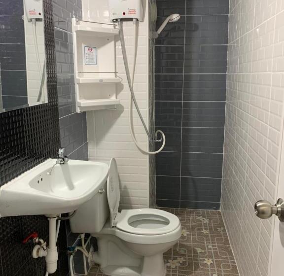 شقة غرفتين, Muangthongthani Rental/khun Dan