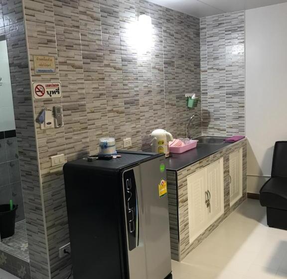 Апартаменты 2 Спальни, Muangthongthani Rental/khun Dan