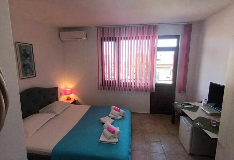 스탠다드 발코니 룸, Guest House Bа́kish Obzor