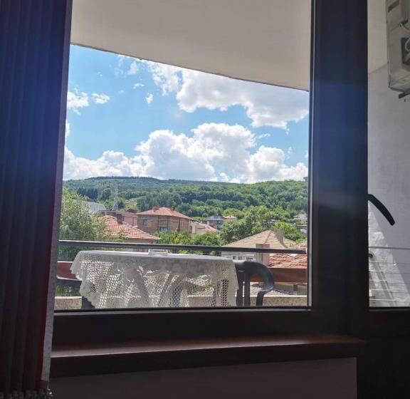 기본룸, Guest House Bа́kish Obzor