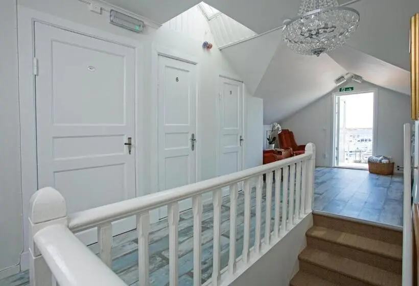 Basic-huone Jaettu Kylpyhuone, Villa Evalotta