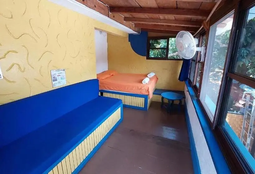 اتاق استاندارد با سرویس بهداشتی مشترک, Tower Bridge Hostel