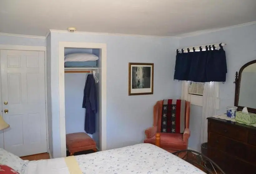 Economy-huone, Cornwall Inn
