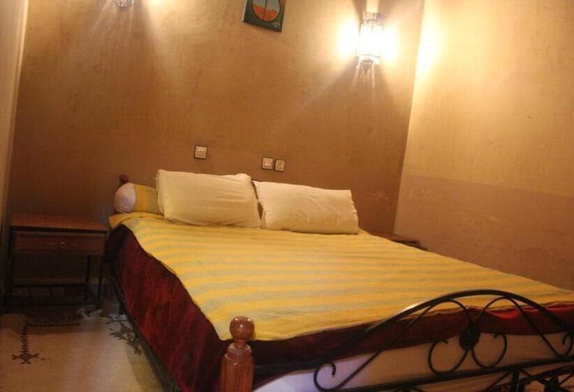 اتاق استاندارد, Dar Lamrani