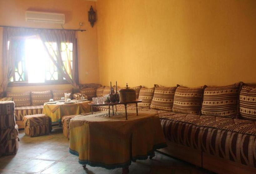 اتاق استاندارد, Dar Lamrani