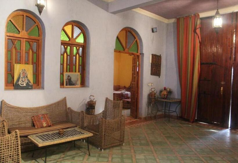 اتاق استاندارد, Dar Lamrani